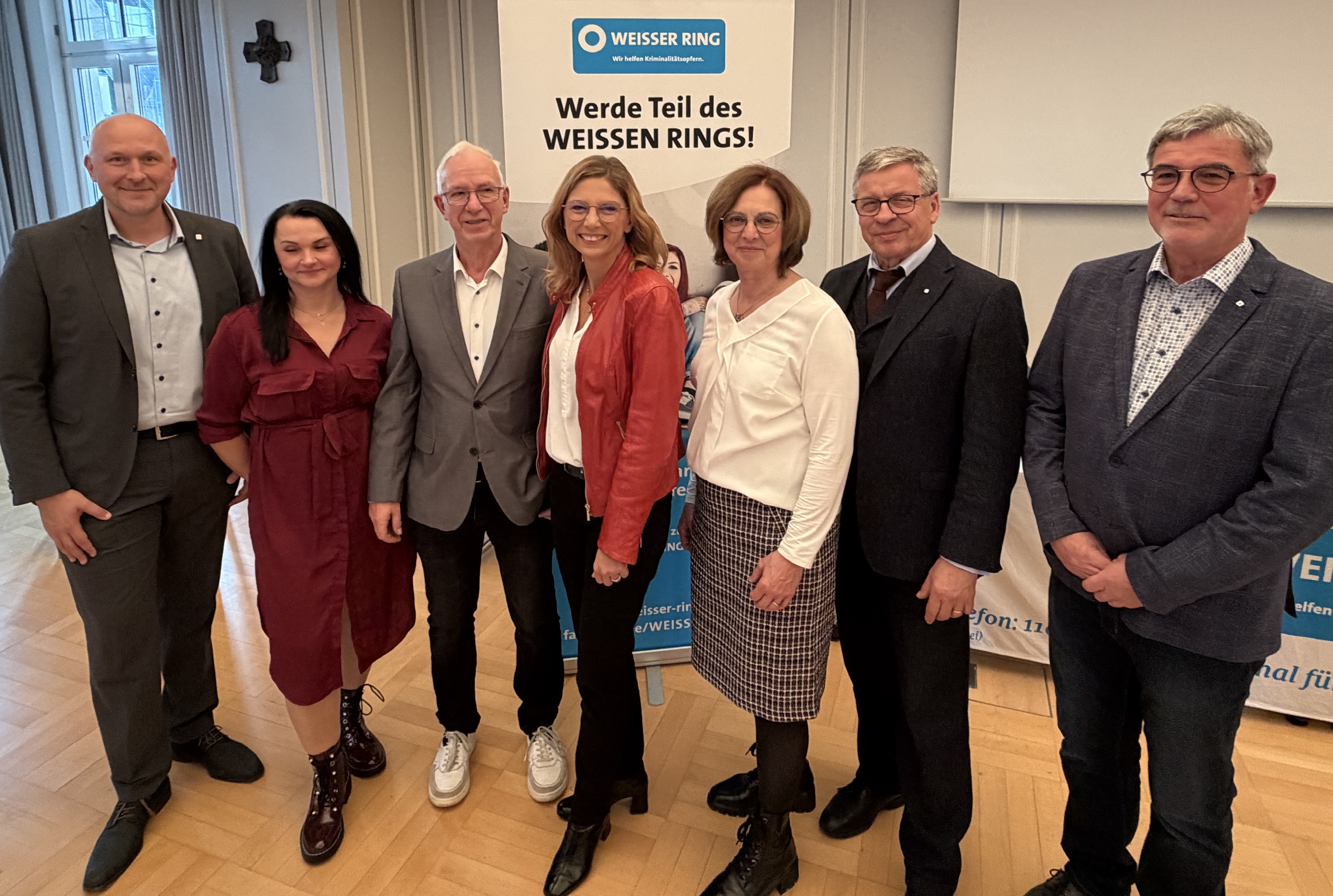 Gruppenfoto der im Text erwähnten Personen.